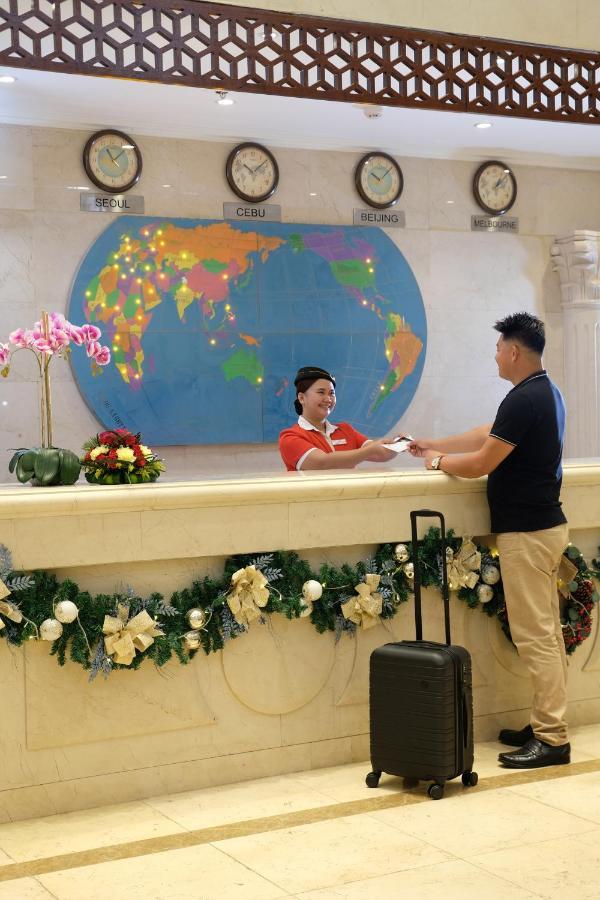 סבו Royal J Hotel מראה חיצוני תמונה